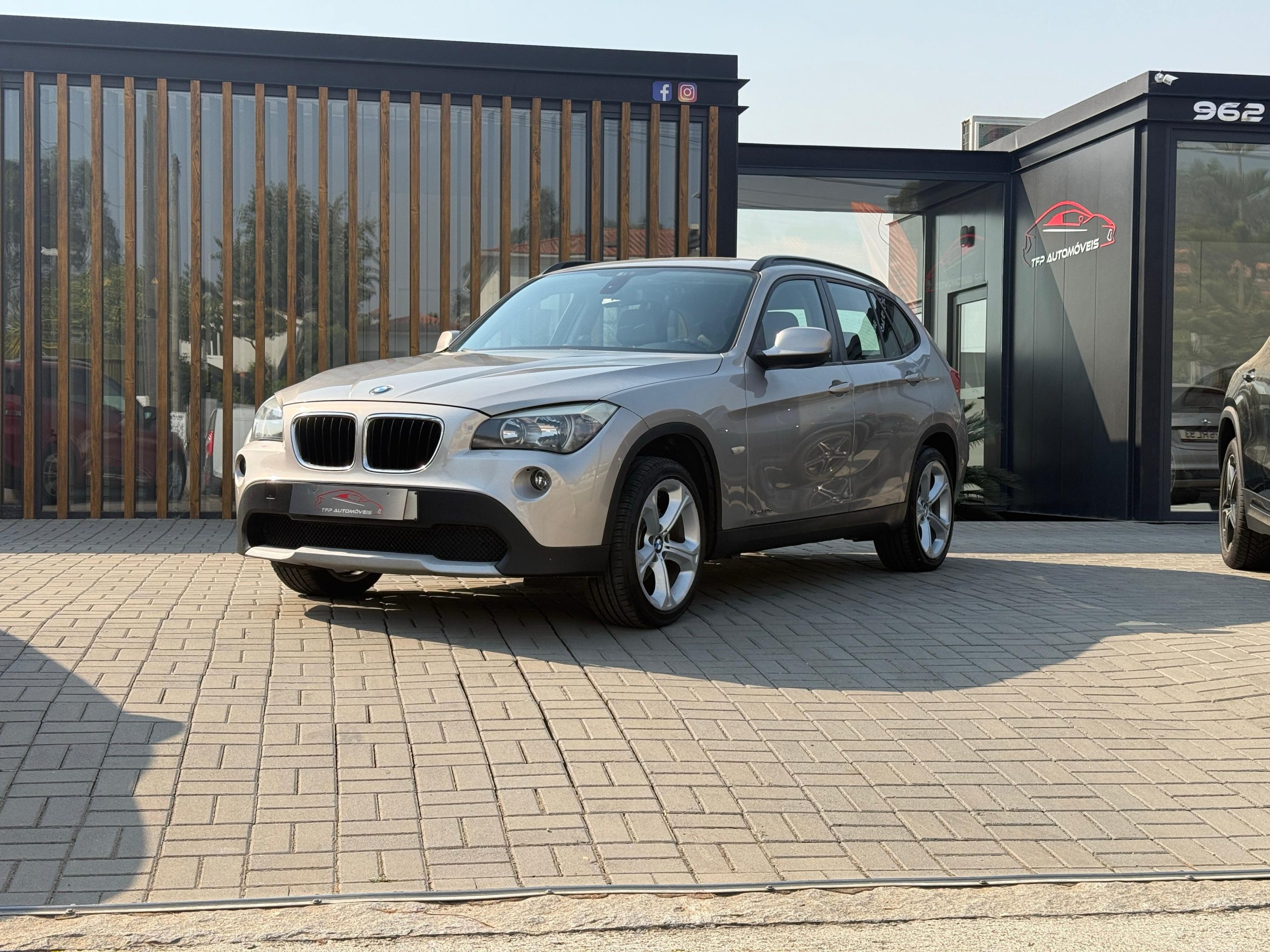 
								BMW X1 20 d xDrive total									