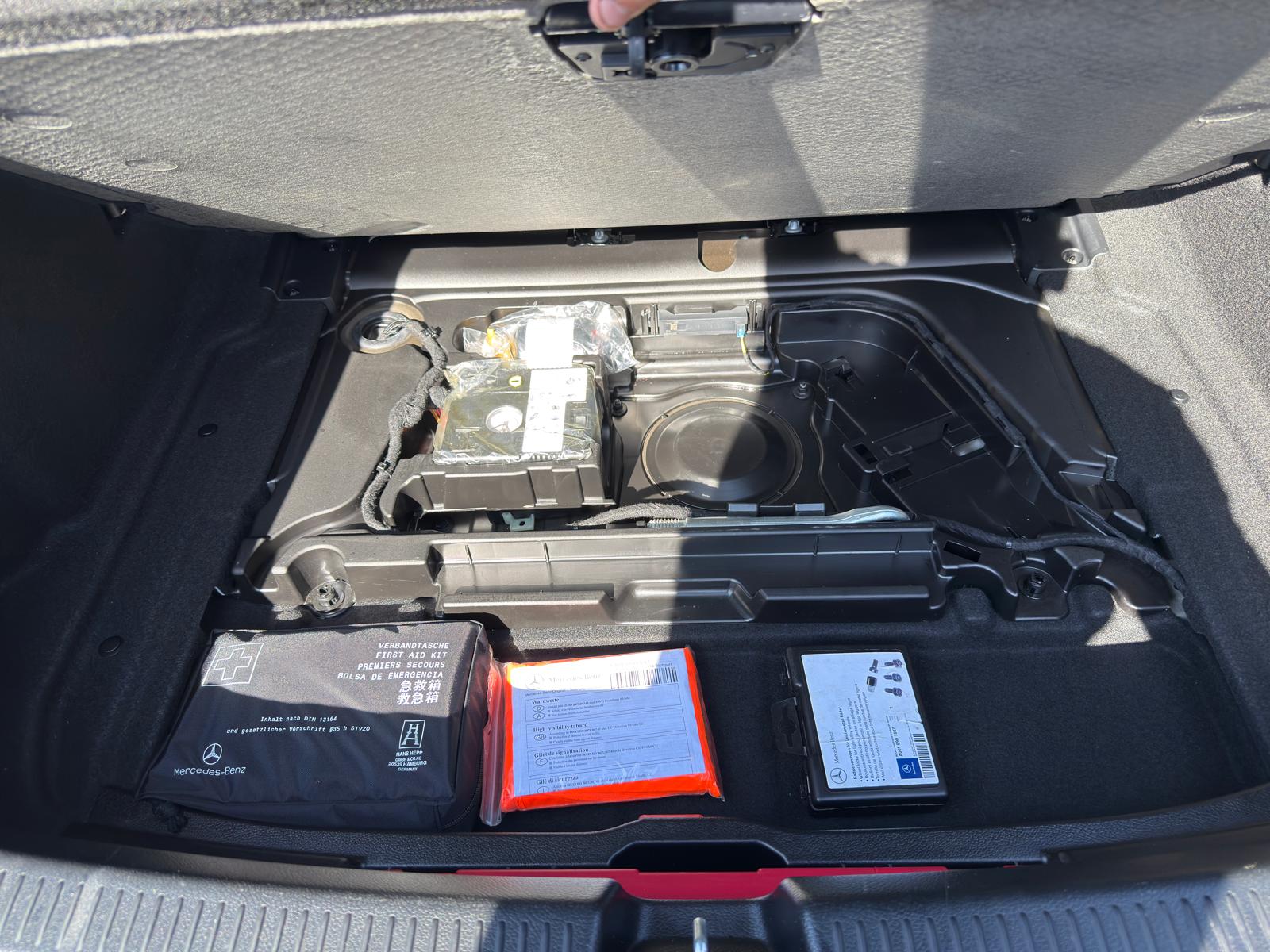 
								Mercedes-Benz Classe A 180 d AMG total									