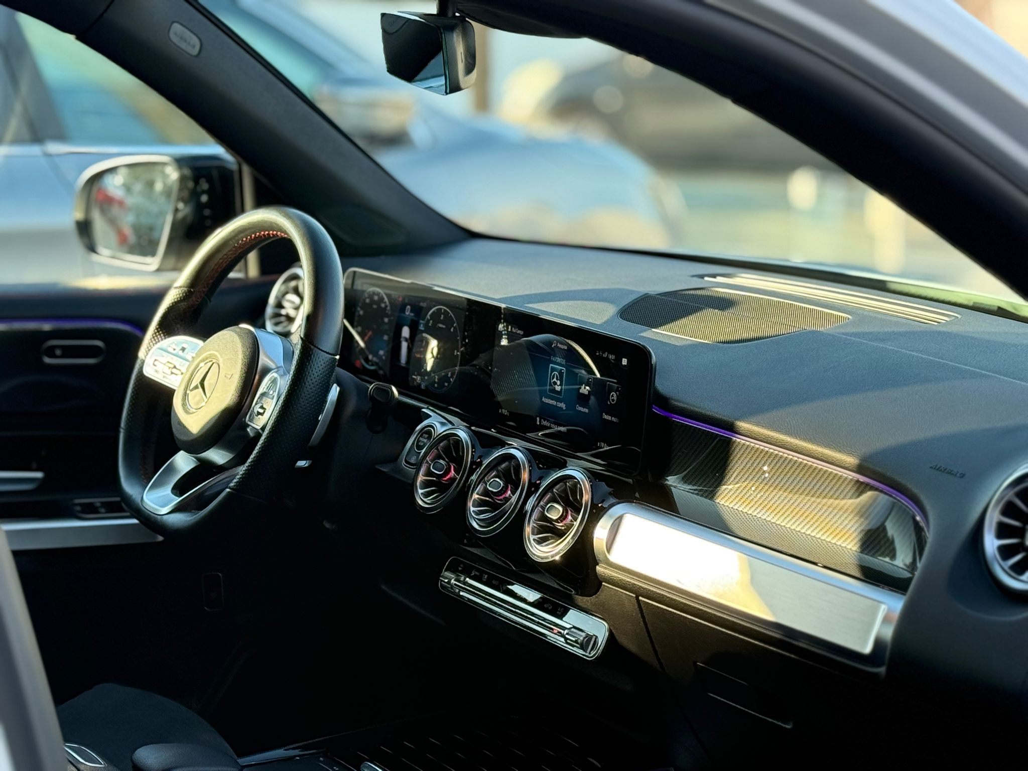 
								Mercedes GLB 200d AMG 7 Lugares total									