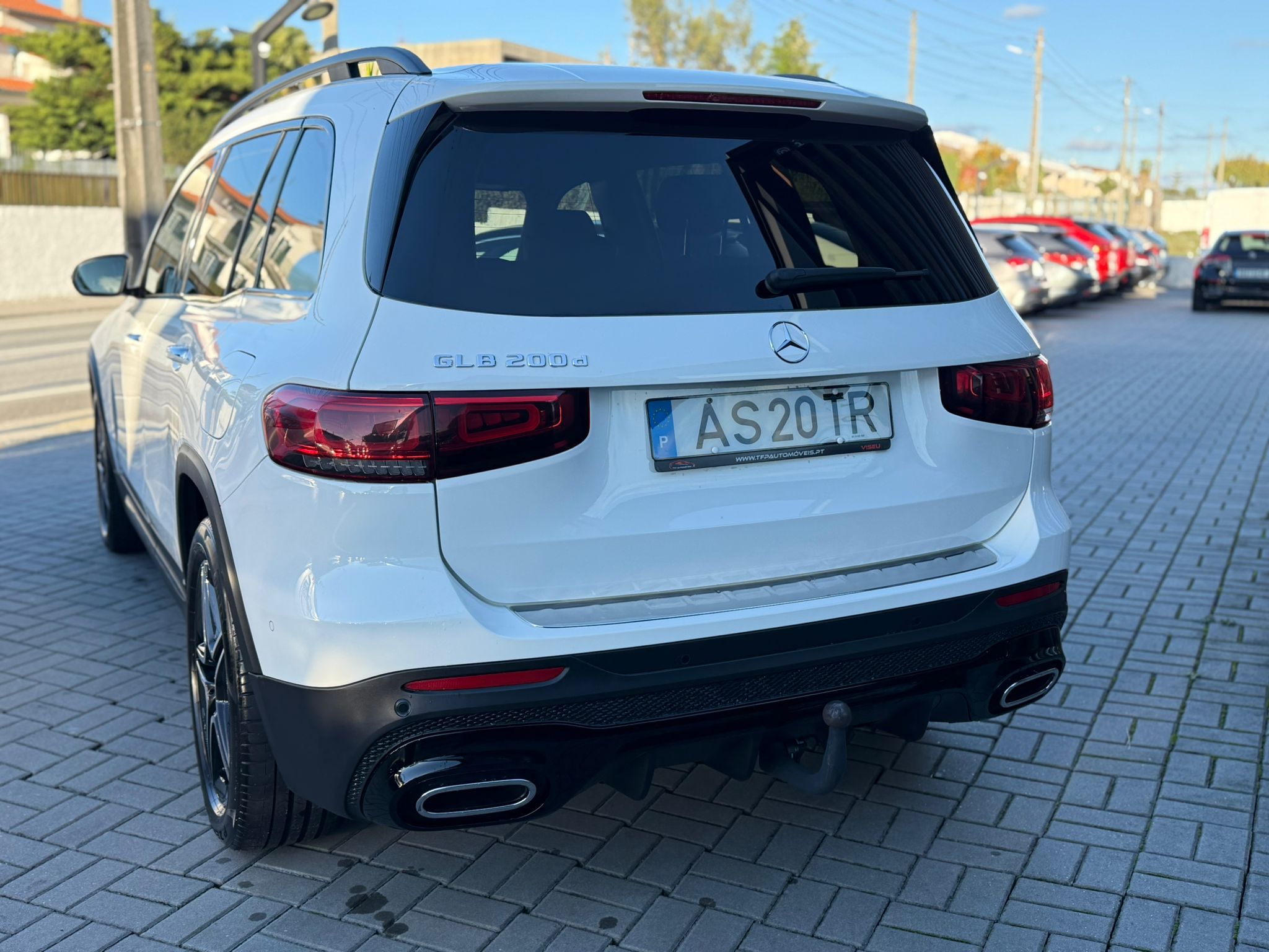 
								Mercedes GLB 200d AMG 7 Lugares total									