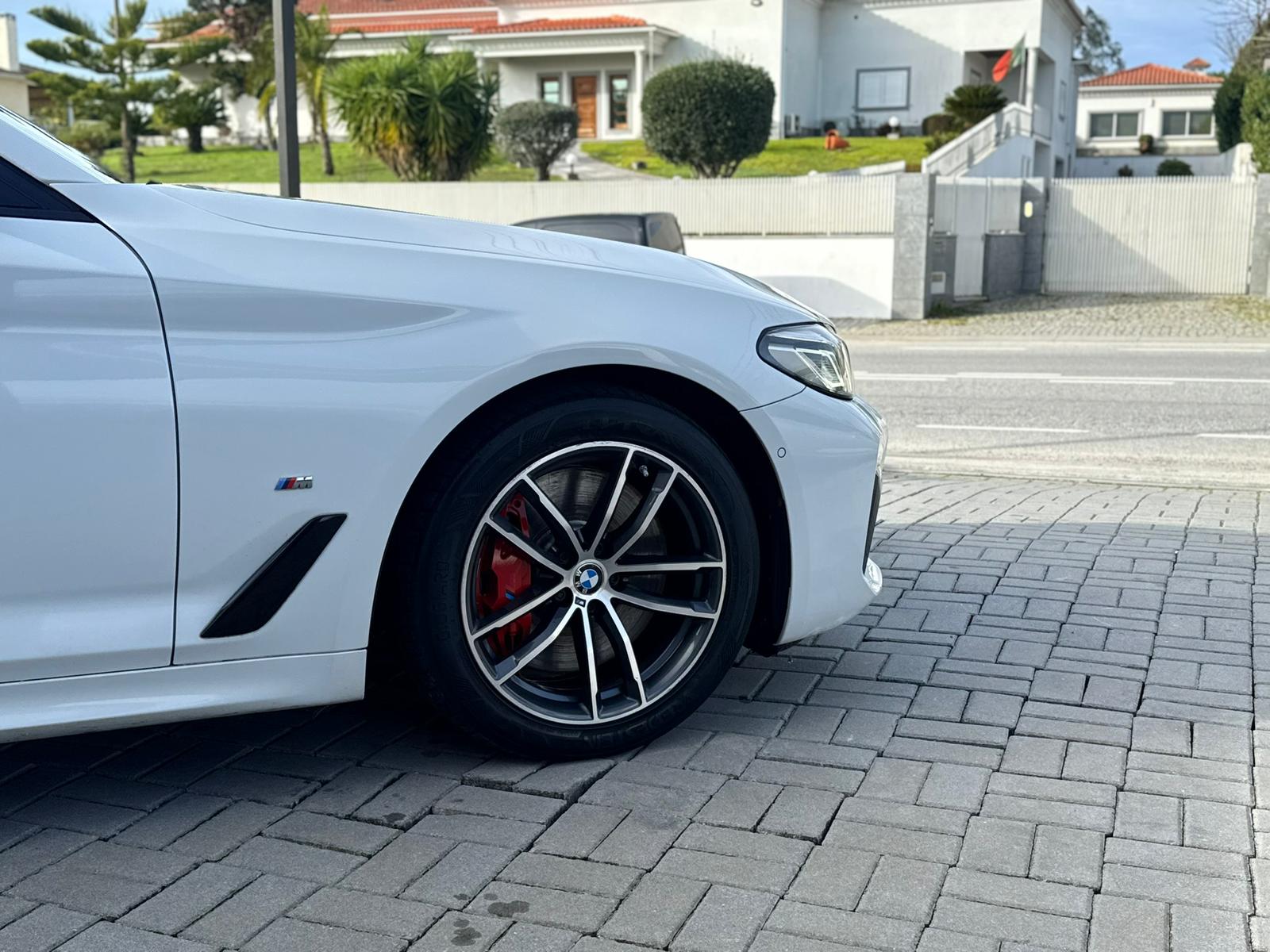 
								BMW 530d Pack M 2020 Nacional total									