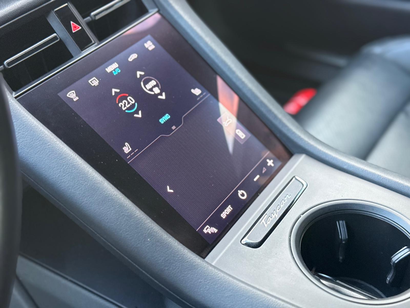 
								Porsche Taycan 4S 2020 total									