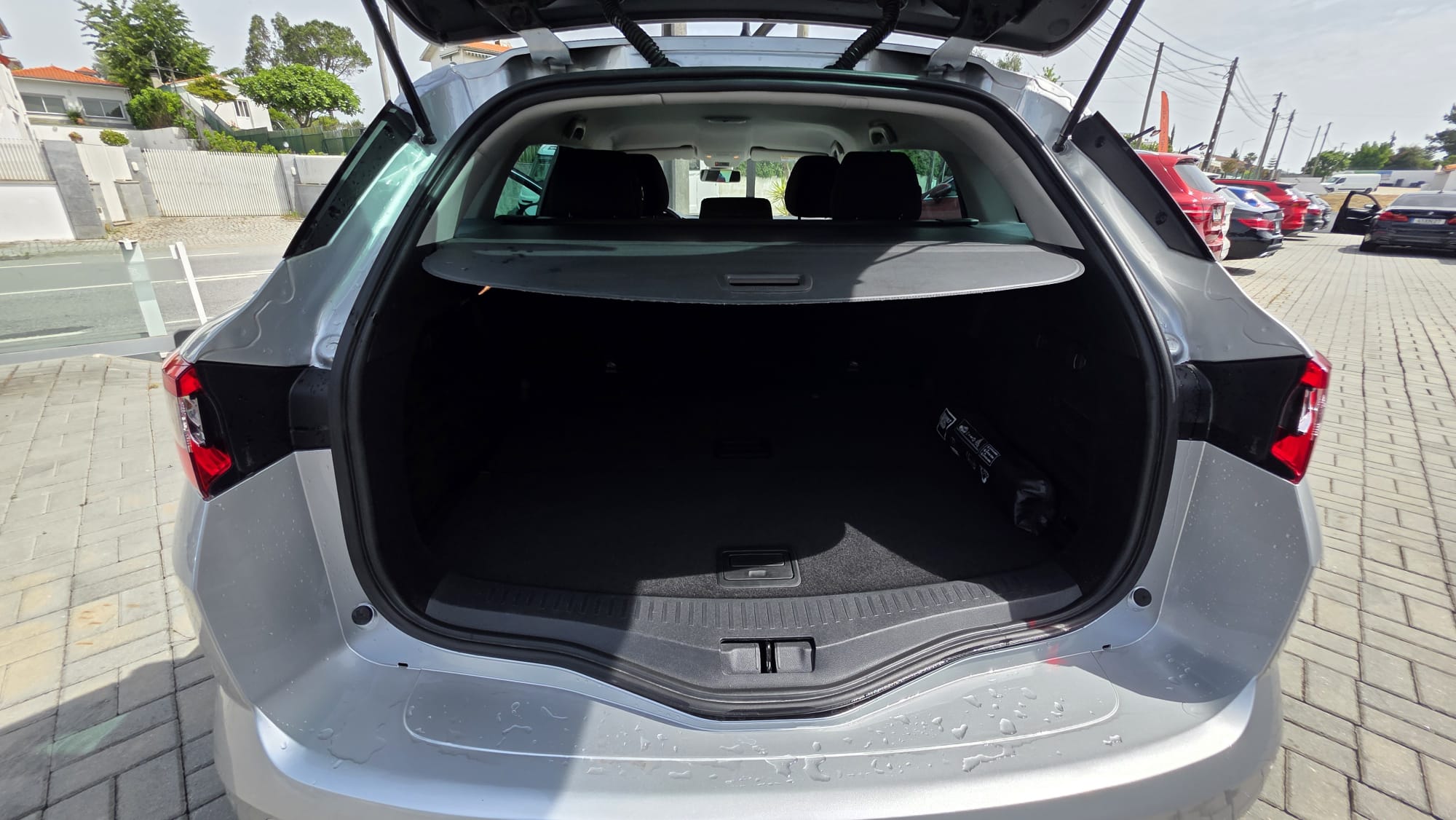 
								Renault Megane 1.5 dci 2020 total									