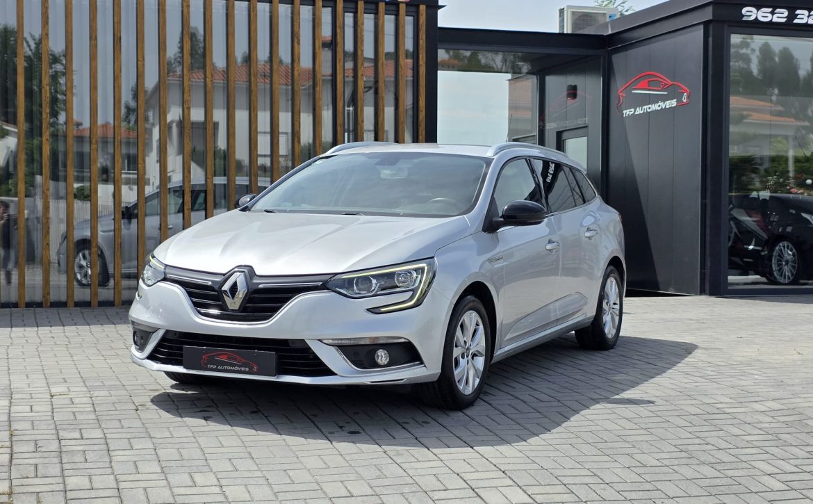 renault megane (2)