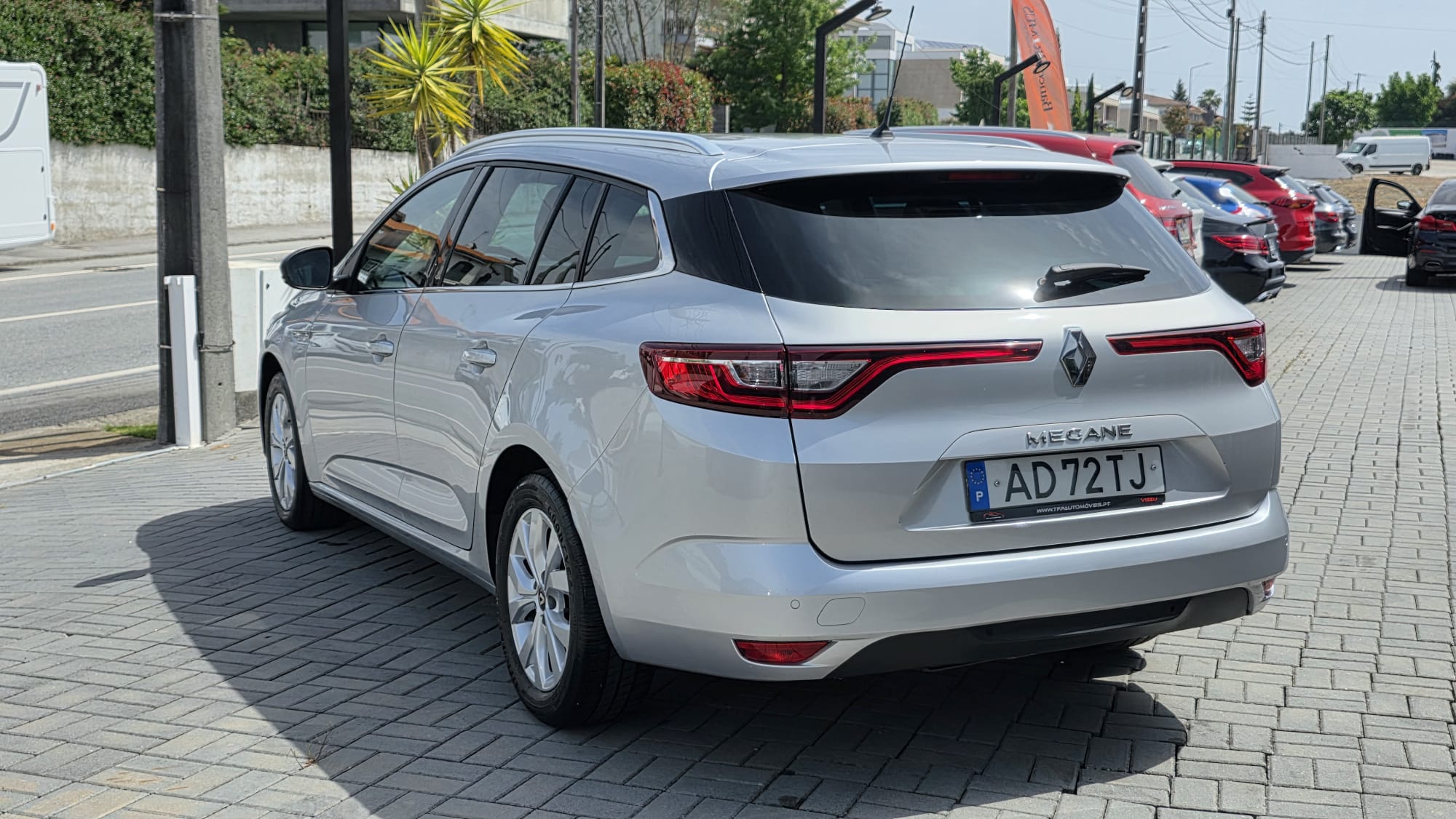 
								Renault Megane 1.5 dci 2020 total									