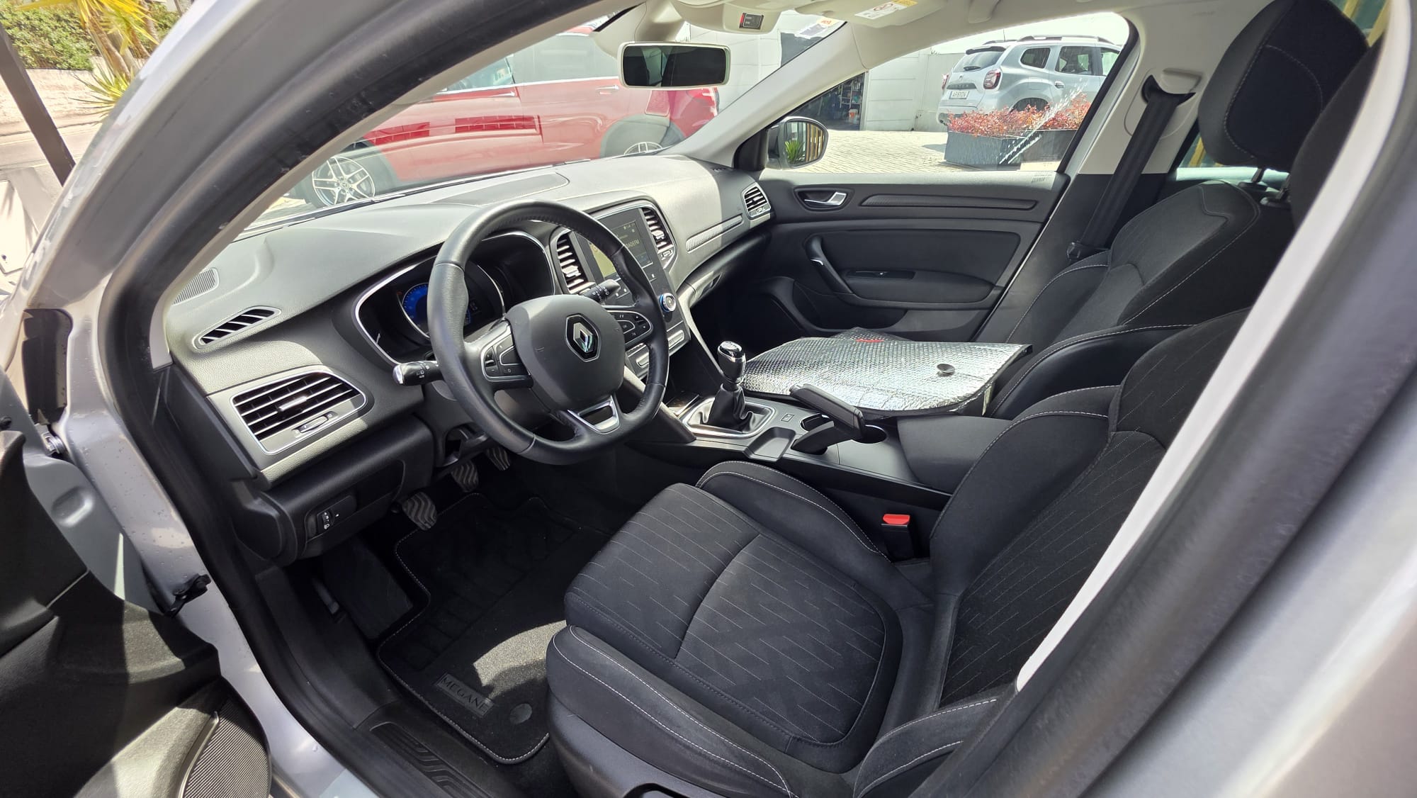 
								Renault Megane 1.5 dci 2020 total									