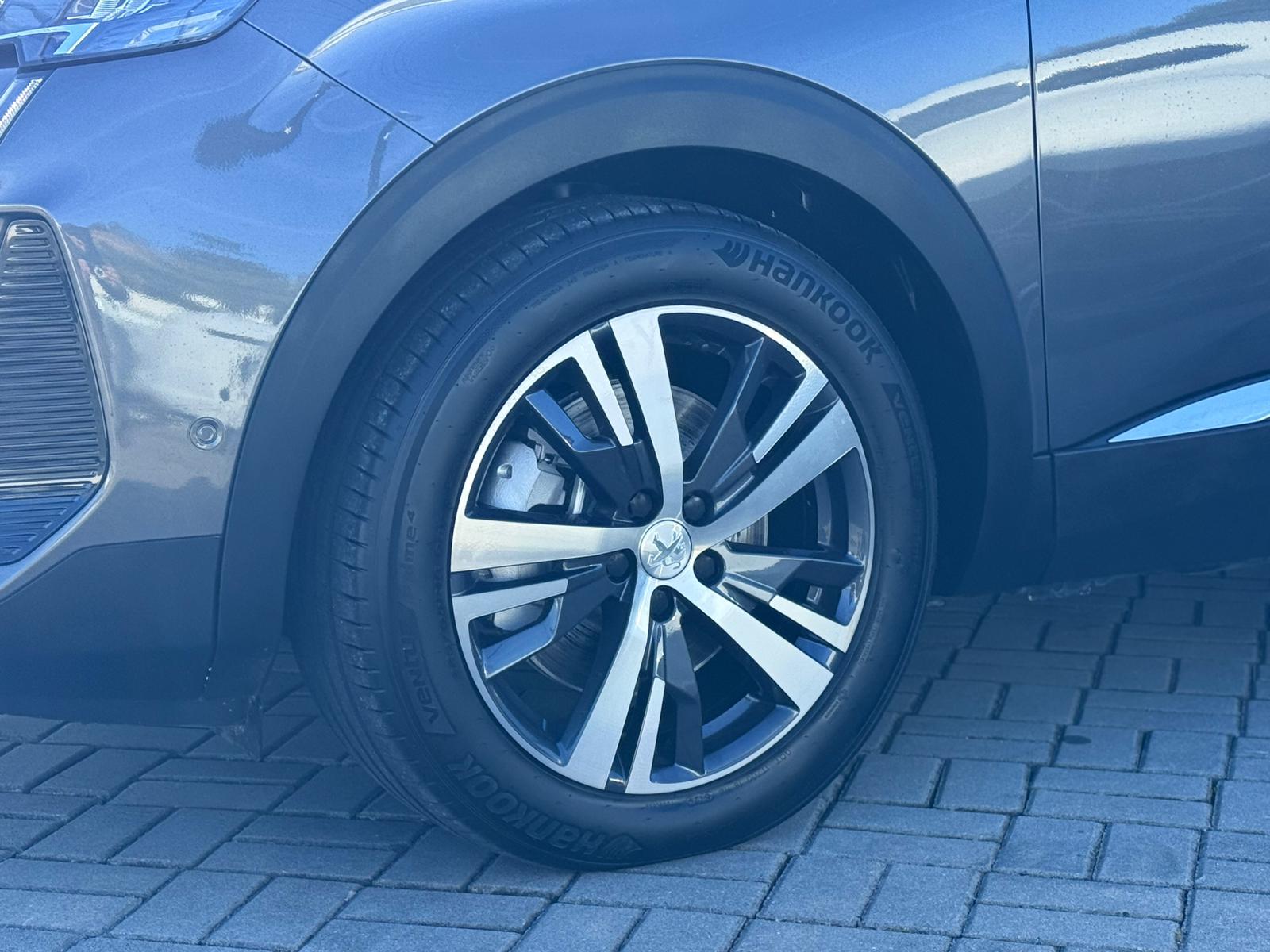 
								Peugeot 3008 1.6 Hybrid Allure 2022 total									