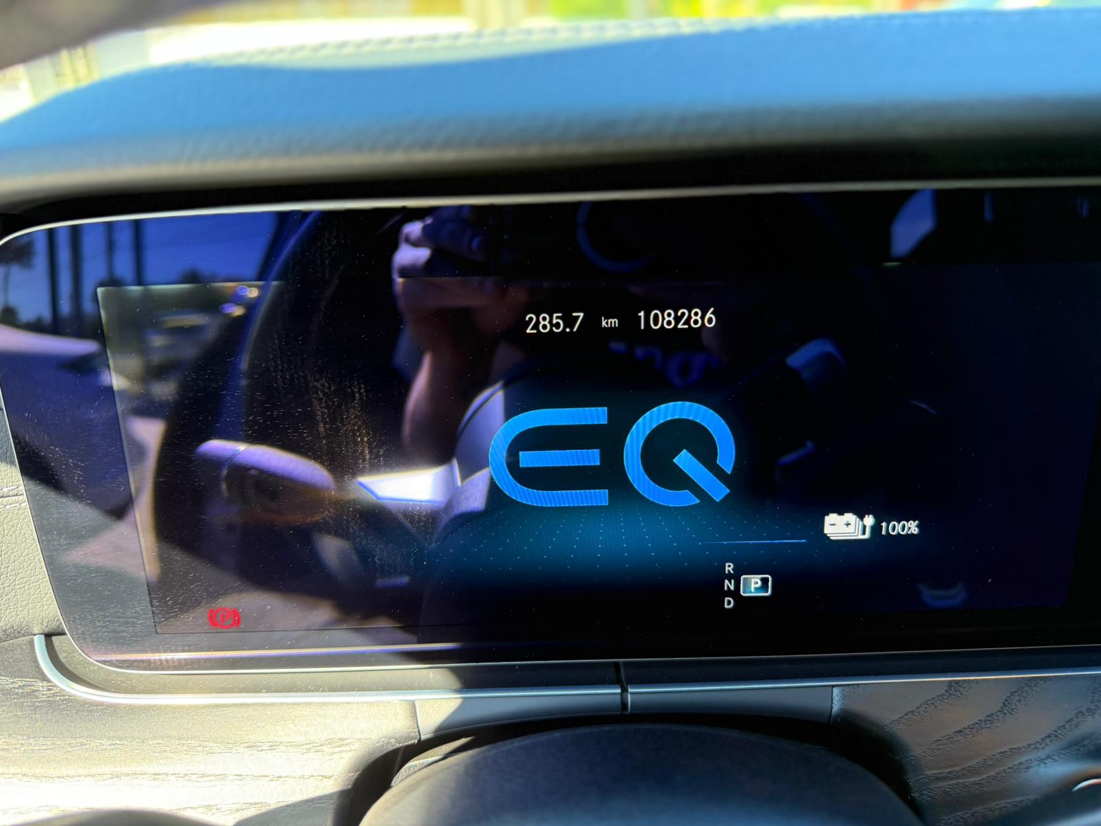 
								Mercedes E300de 2021 total									