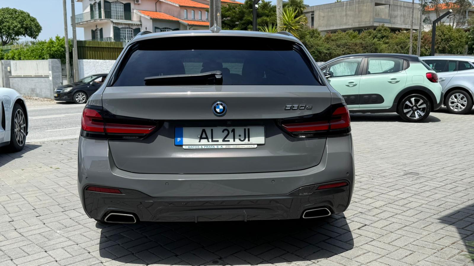 
								BMW 530e 2021 Pack M total									