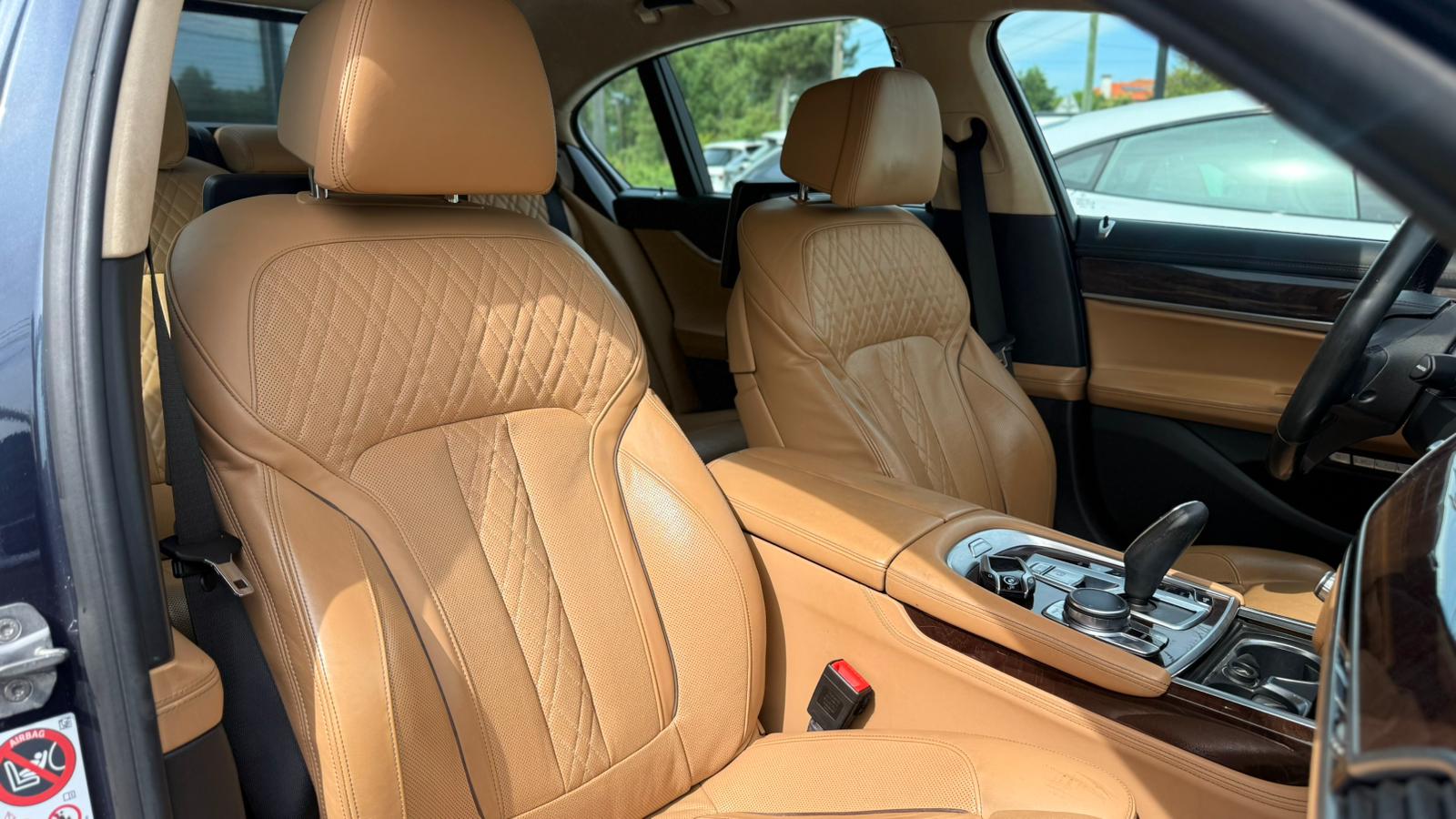 
								BMW 730d 2015 Full Extras total									