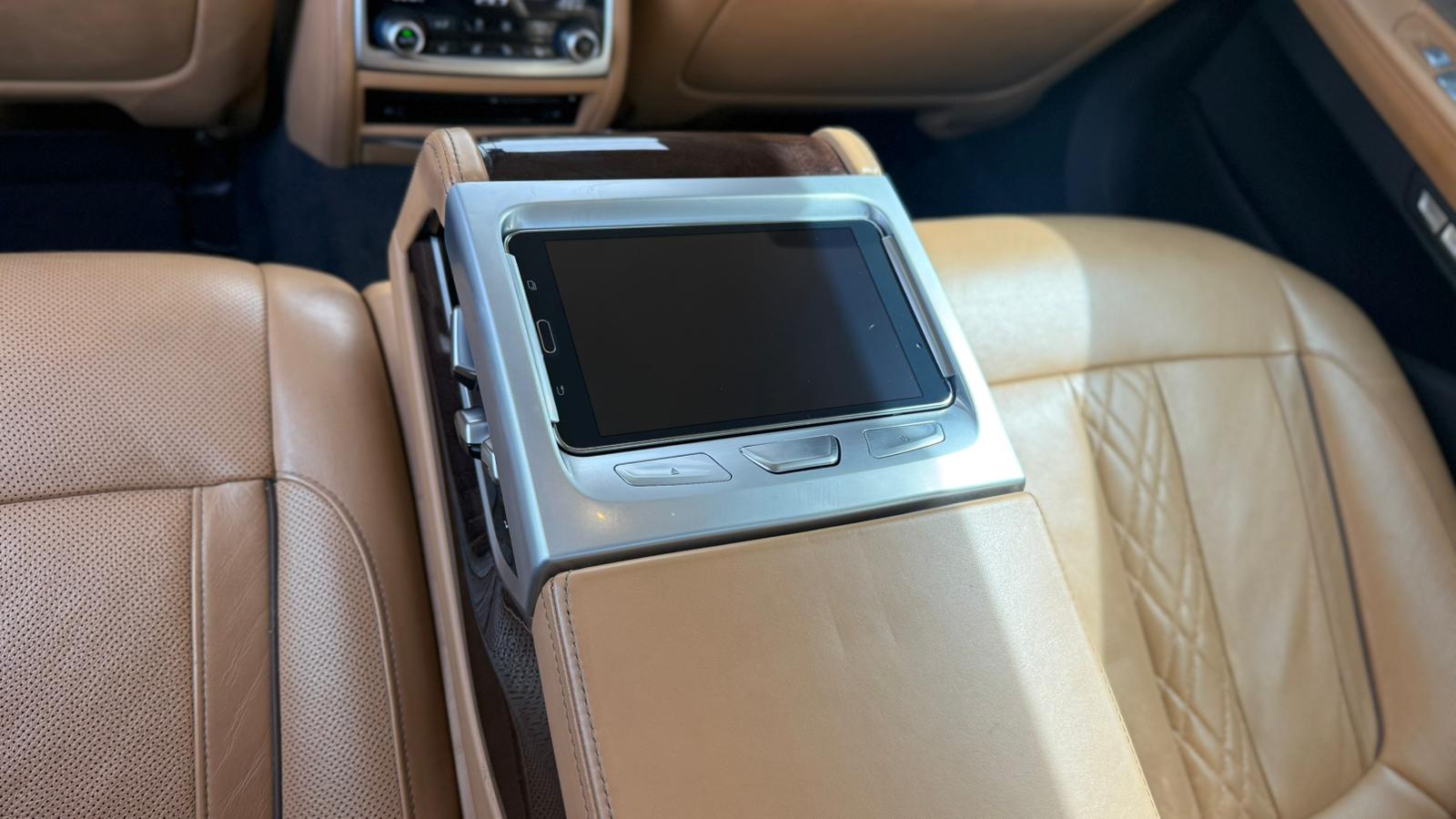 
								BMW 730d 2015 Full Extras total									