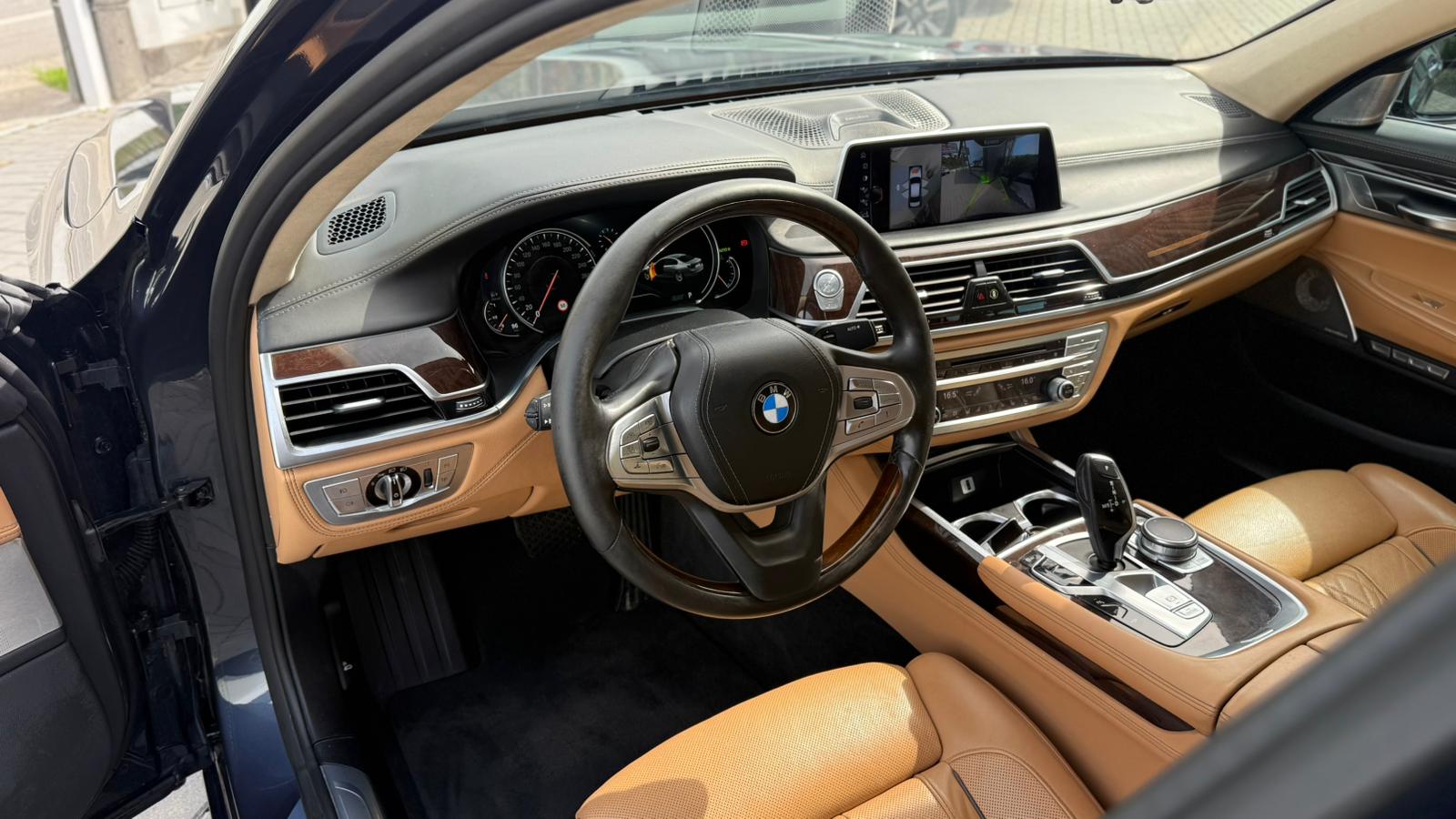 
								BMW 730d 2015 Full Extras total									
