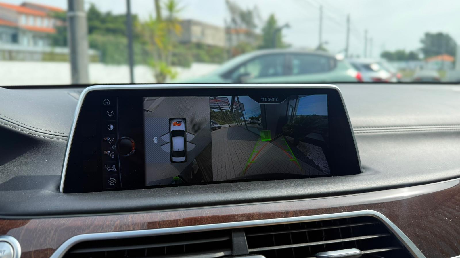 
								BMW 730d 2015 Full Extras total									