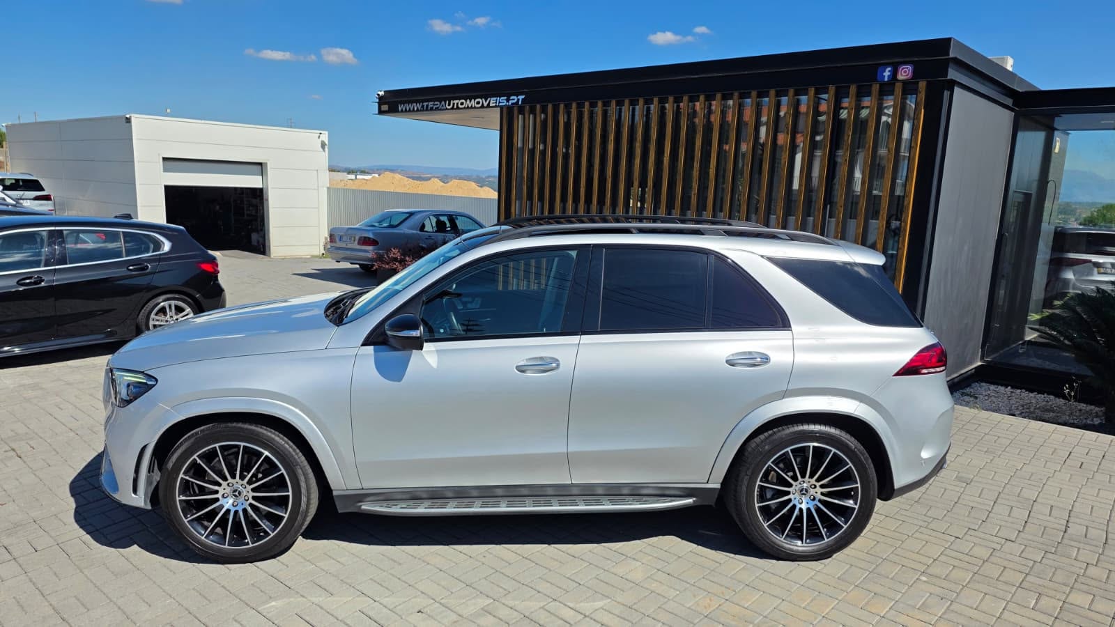 
								Mercedes-Benz GLE 400 d 4Matic total									