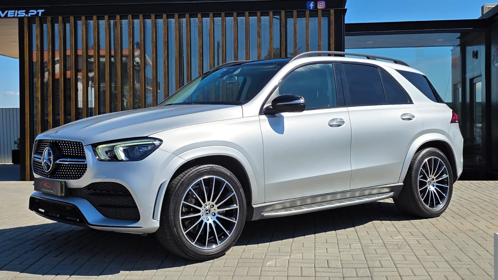 
								Mercedes-Benz GLE 400 d 4Matic total									