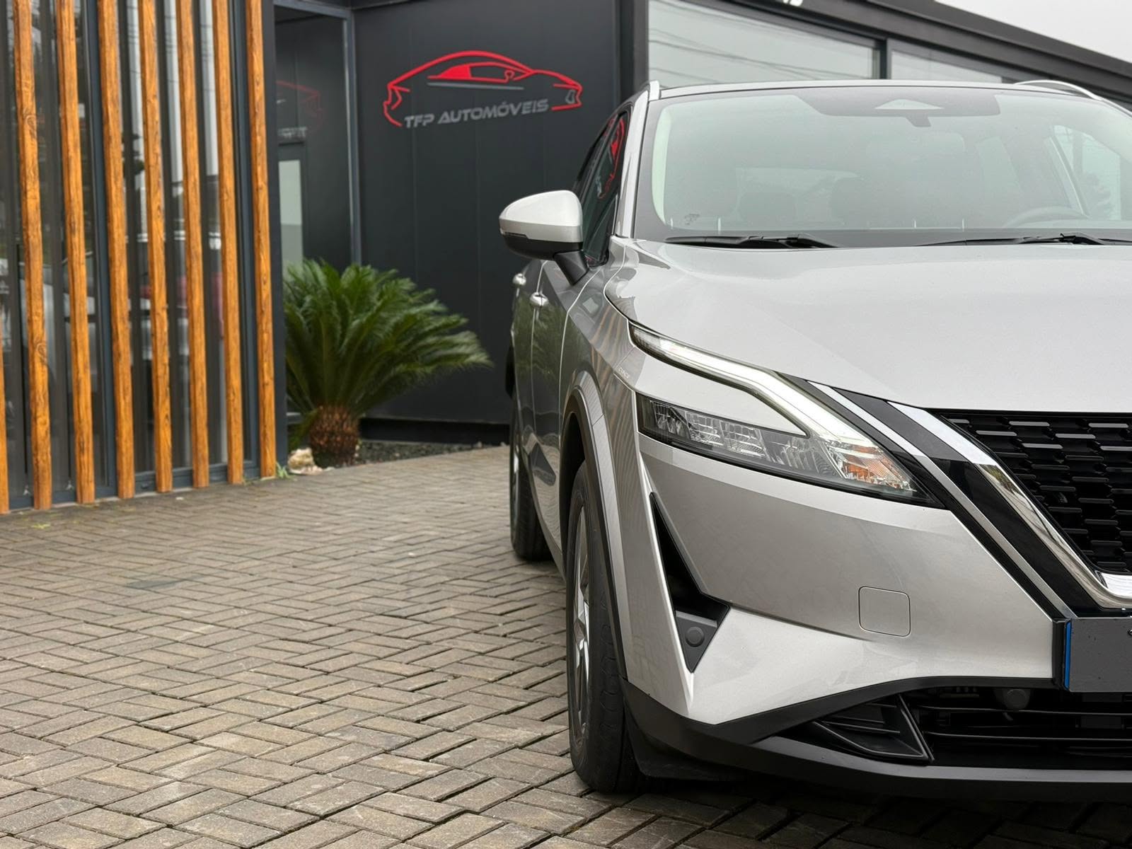 
								Nissan Qashqai total									