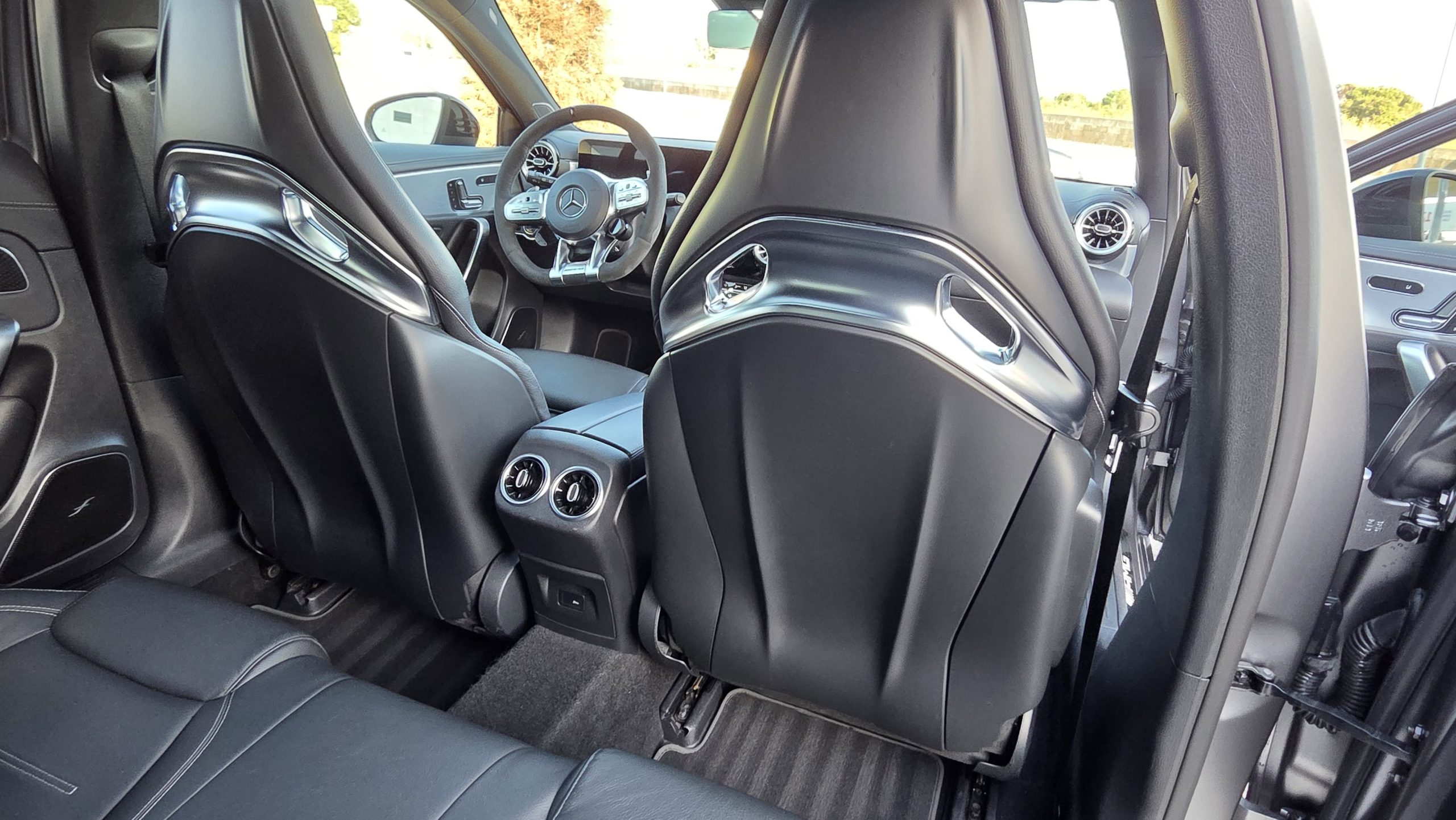 
								Mercedes classe A 45Amg 420 cv 2021 total									