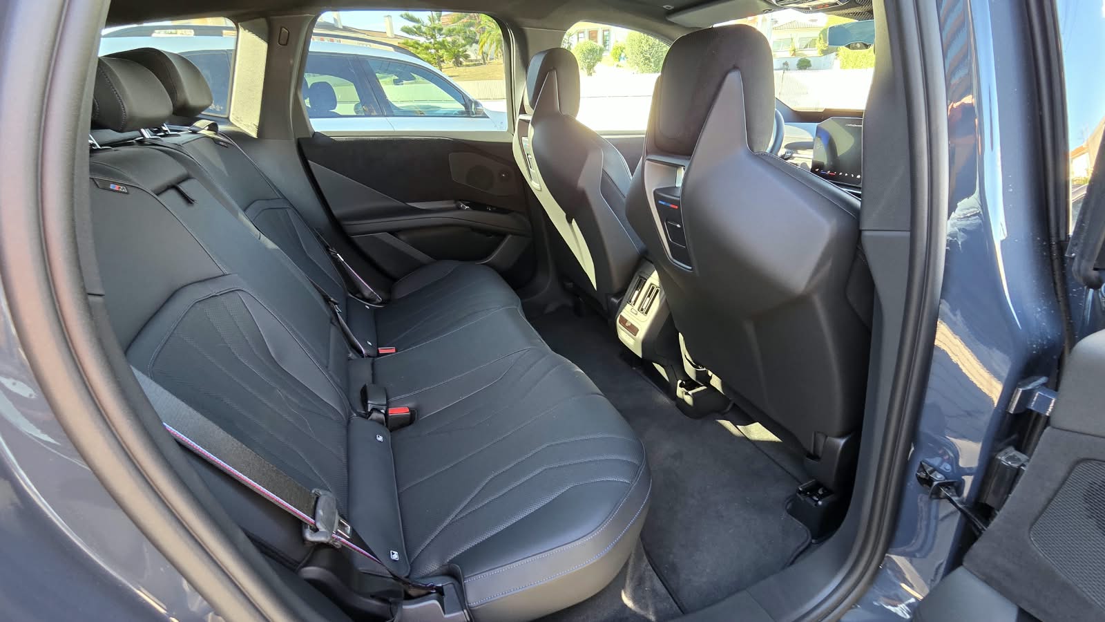 
								BMW iX3 ver-50 xDrive Pack Desportivo M Pro total									