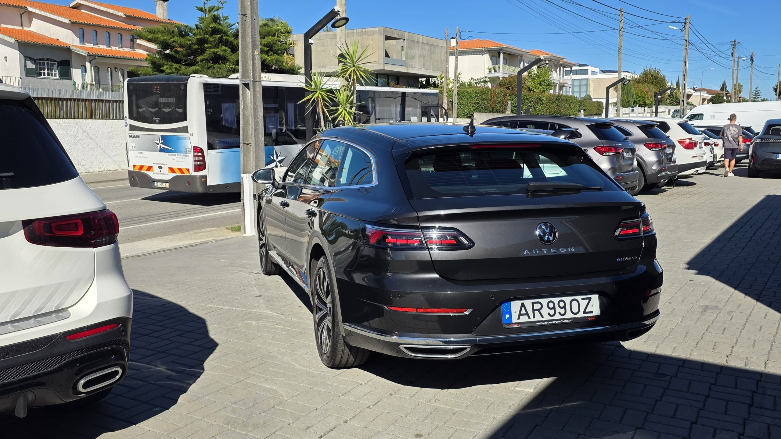 
								VW Arteon 1.4 TSI eHybrid Elegance total									